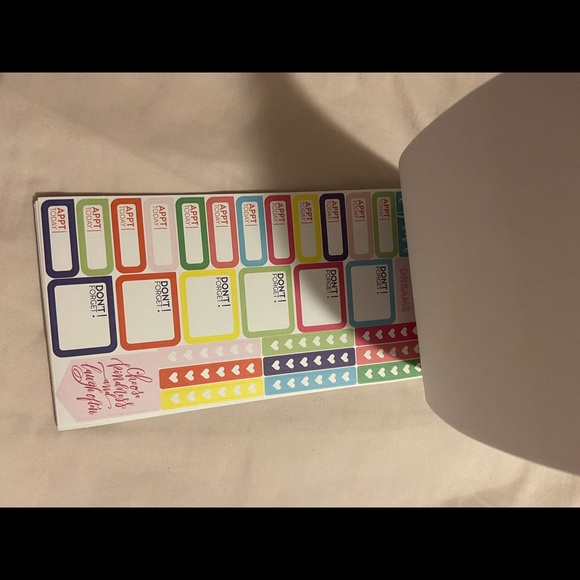 The Happy planner sticker book - Picture 5 of 8